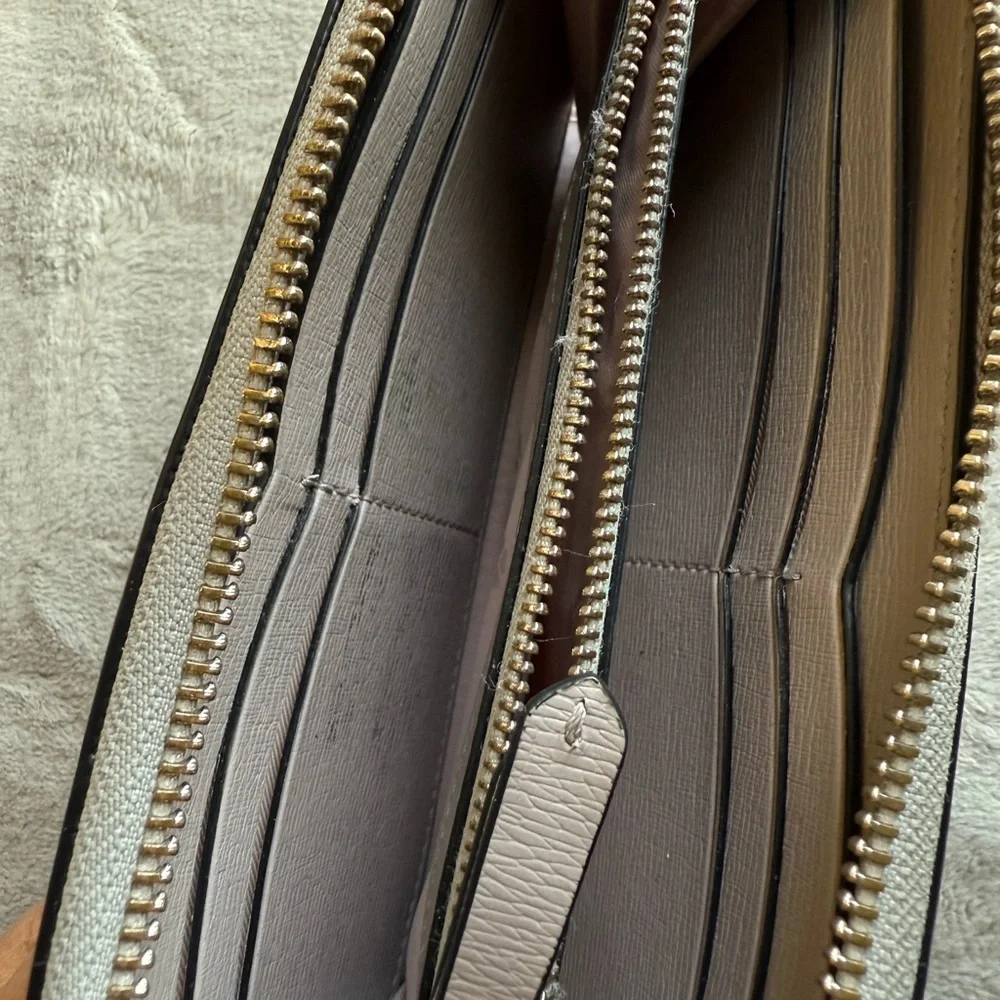 Kate Spade Black and Cream Wallet - Picture 5 of 8